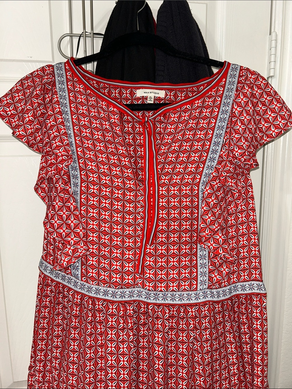 Max Studio Red Geometric Maxi Dress - Picture 4 of 10